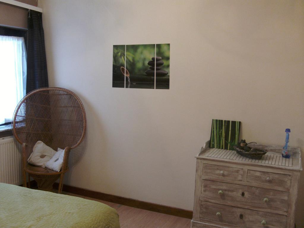 Gîte Les Framboisiers Neufchâteau Chambre photo